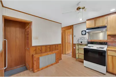 17 Holt Road, Hyde Park, NY 12538 - Photo 17