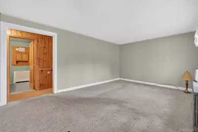 17 Holt Road, Hyde Park, NY 12538 - Photo 5