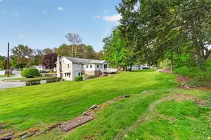 17 Holt Rd, Hyde Park, NY 12538 - Photo 41