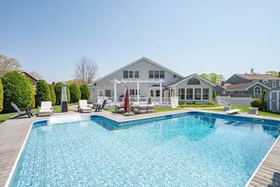 88 Pace Drive S, West Islip, NY 11795 - Photo 37