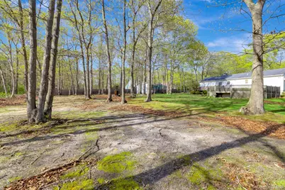 10 Black Pine Street, Center Moriches, NY 11934 - Photo 17