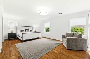 10 Nautilus Pl, New Rochelle, NY 10805 - Photo 9