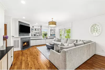 10 Nautilus Place, New Rochelle, NY 10805 - Photo 3
