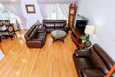 7130 165th Street, Fresh Meadows, NY 11365 - Photo 3