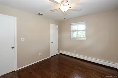 40 Edgewood Road, Port Washington, NY 11050 - Photo 35