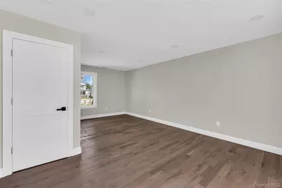 20 Lehigh Avenue, Centereach, NY 11720 - Photo 11