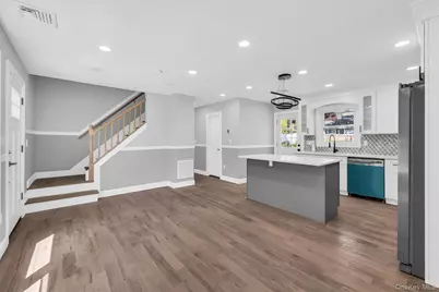 20 Lehigh Avenue, Centereach, NY 11720 - Photo 7