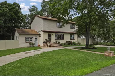 485 Lockwood Drive, Shirley, NY 11967 - Photo 1