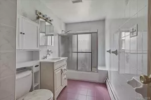 485 Lockwood Dr, Shirley, NY 11967 - Photo 13