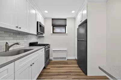 319 Main Street #B, Roslyn, NY 11576 - Photo 7