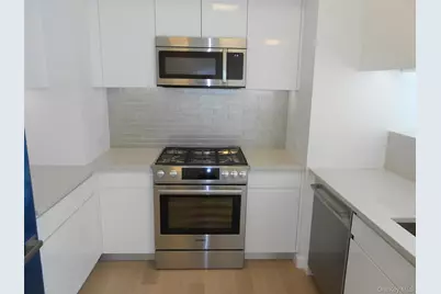 138-35 39 Avenue #11G, Flushing, NY 11354 - Photo 3