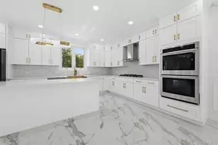 1275 Barry Dr S, Valley Stream, NY 11580 - Photo 15