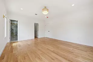 1275 Barry Dr S, Valley Stream, NY 11580 - Photo 21