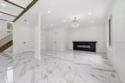 1275 Barry Drive S, Valley Stream, NY 11580 - Photo 9