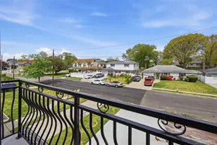 1275 Barry Dr S, Valley Stream, NY 11580 - Photo 47