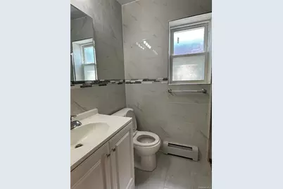 152-20 Peck Avenue, Flushing, NY 11355 - Photo 3
