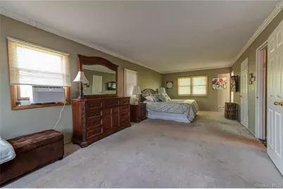 20 Evon Drive, Syosset, NY 11791 - Photo 13