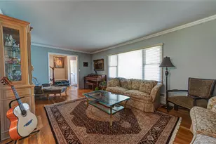 20 Evon Dr, Syosset, NY 11791 - Photo 5
