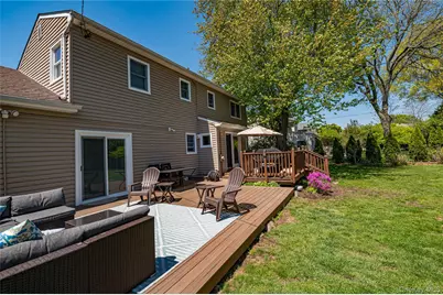 20 Evon Drive, Syosset, NY 11791 - Photo 3
