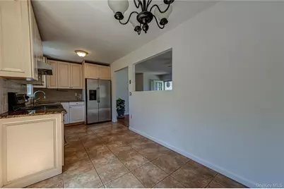 6200 New Suffolk Avenue, Mattituck, NY 11952 - Photo 19