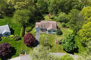 63 Crystal Dr, Aquebogue, NY 11931 - Photo 17