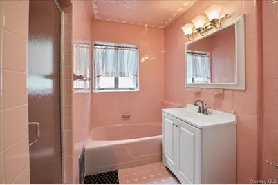 4534 Henry Hudson Parkway, Bronx, NY 10471 - Photo 19