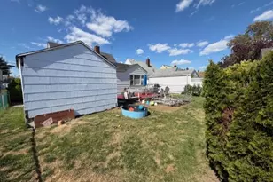 10 Ivy Pl, Valley Stream, NY 11581 - Photo 5