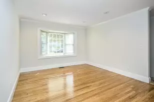 51 Inwood Rd, Port Washington, NY 11050 - Photo 3