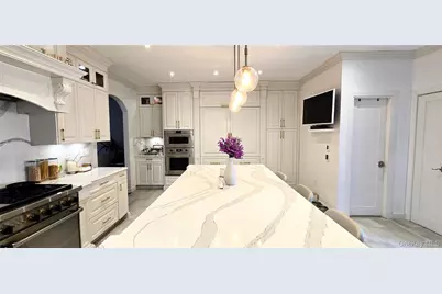 133-11 128 Street, Ozone Park, NY 11420 - Photo 17