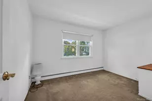 25 Sherry Ln, Hauppauge, NY 11788 - Photo 19
