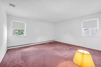25 Sherry Lane, Hauppauge, NY 11788 - Photo 17