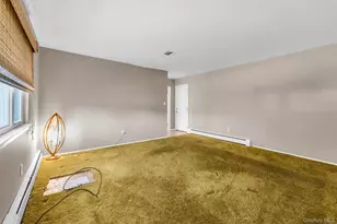 25 Sherry Ln, Hauppauge, NY 11788 - Photo 11