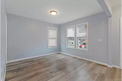80 S Cherry Street, Poughkeepsie, NY 12601 - Photo 5