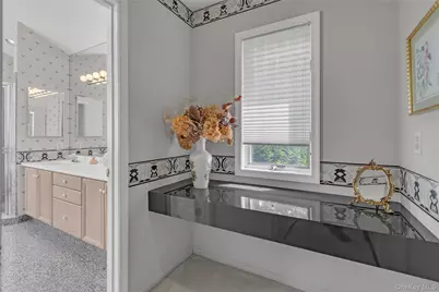 6 Gerriet Court, Northport, NY 11768 - Photo 17