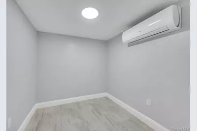 9411 210th Street, Queens Village, NY 11428 - Photo 25
