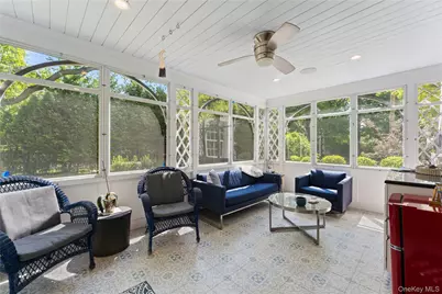 5 Harcourt Road, Scarsdale, NY 10583 - Photo 9