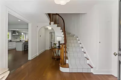 5 Harcourt Road, Scarsdale, NY 10583 - Photo 13