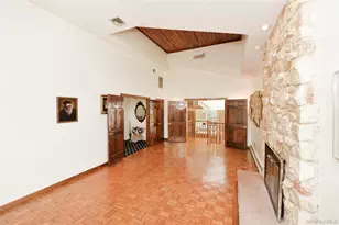 24 Highview Rd, Monsey, NY 10952 - Photo 9