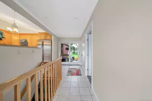 26 Bartley Ln, West Sayville, NY 11796 - Photo 11