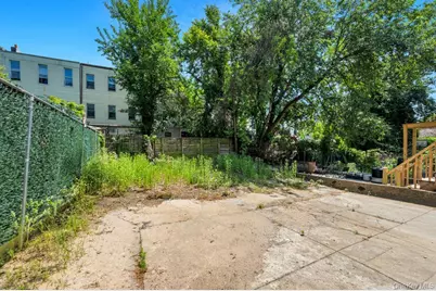252 Woodbine Street, Brooklyn, NY 11221 - Photo 5