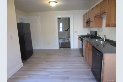 212 S Cherry Street #2, Poughkeepsie, NY 12601 - Photo 5
