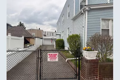 95-28 103rd Street, Ozone Park, NY 11416 - Photo 3