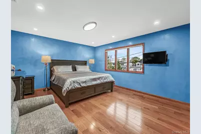 2510 2nd Avenue, East Meadow, NY 11554 - Photo 13