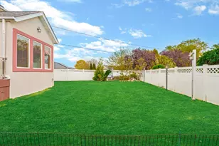 2510 2nd Ave, East Meadow, NY 11554 - Photo 23