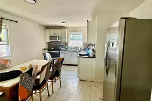 84 N 17th St, Wyandanch, NY 11798 - Photo 5