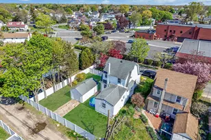 23 Evergreen Dr, Lindenhurst, NY 11757 - Photo 21