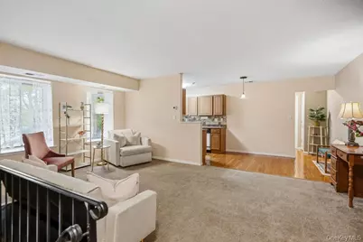 2 Idaho Court #2, Coram, NY 11727 - Photo 5