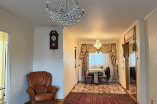 61-45 98th St, Rego Park, NY 11374 - Photo 9