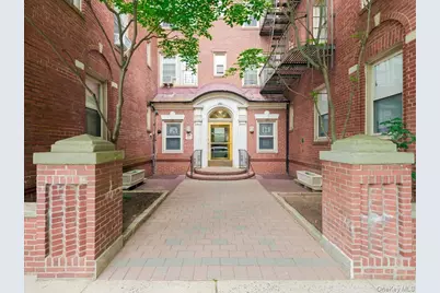 1560 E 18th #2C, Brooklyn, NY 11230 - Photo 1