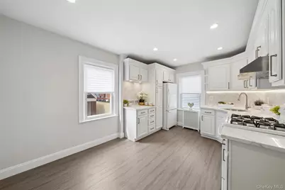 119-32 27th Avenue, Flushing, NY 11354 - Photo 11